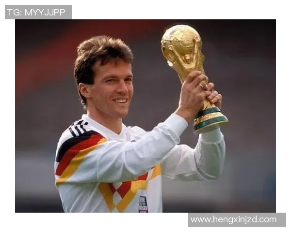 《全球足球巨星传记合集揭秘世界顶级球员的成长与传奇》