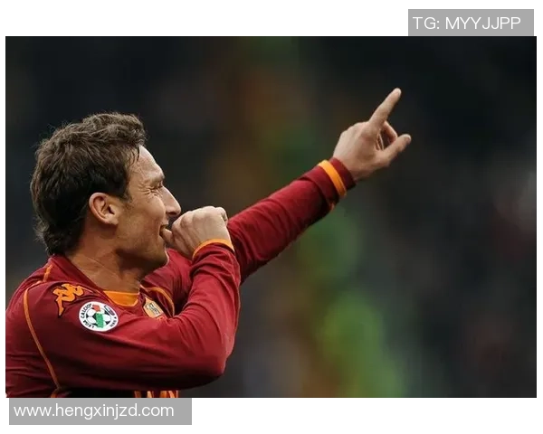 足球巨星炫酷花式动作集锦展现技艺与魅力，激情四射尽显风采